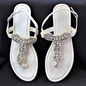 DB Studio Ivory Pearl Woman Thong Sandal with Ornate Rhinestones